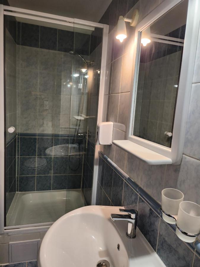 גיור Hotel Icon מראה חיצוני תמונה